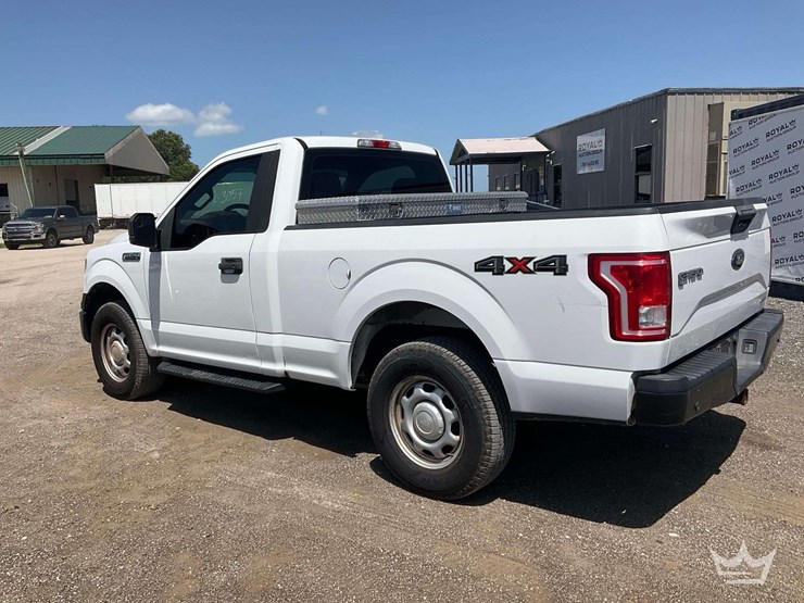 2016-ford-f150-image-4