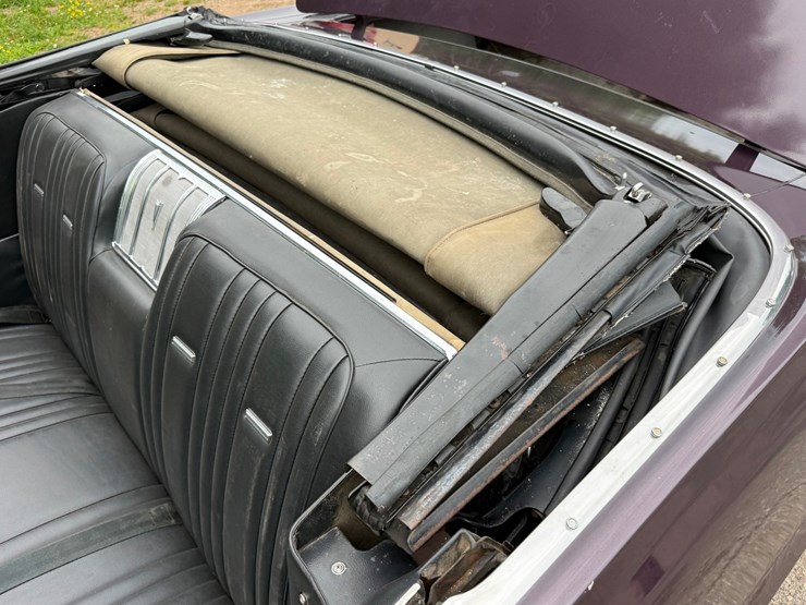 #1379-•-1967-pontiac-bonneville-convertible-car-image-70