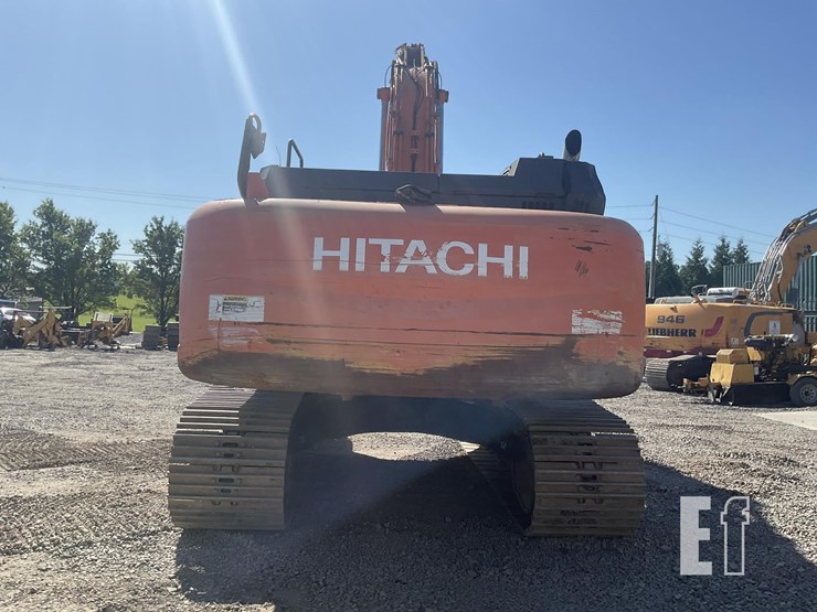 2018-hitachi-zx350-lc-image-3
