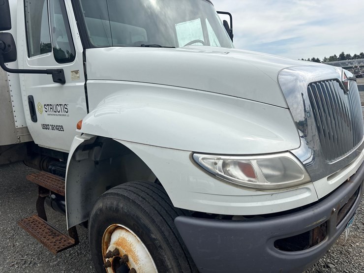 2015-international-durastar-4300-image-13