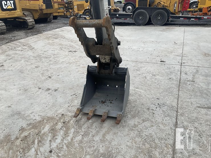 2022-bobcat-e42-image-11