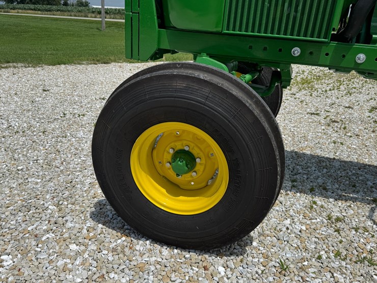 john-deere-4320-image-14