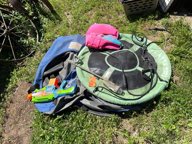#7161-•-assortment-of-recreational-items-image-2