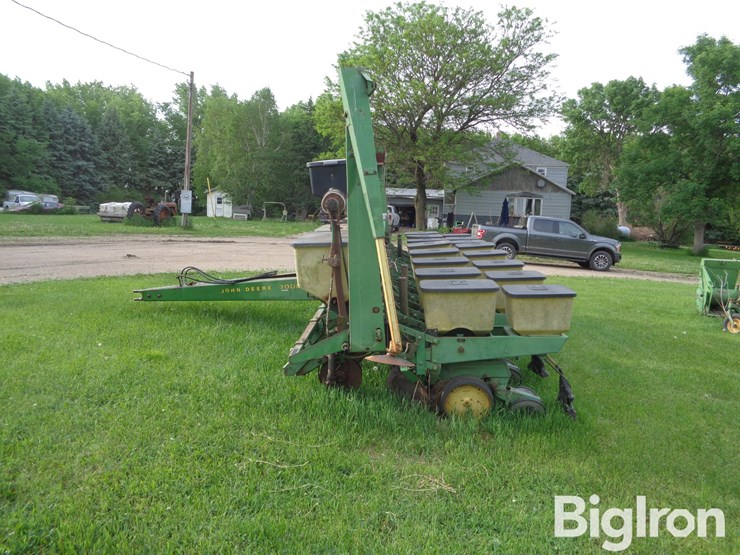 john-deere-7000-image-8