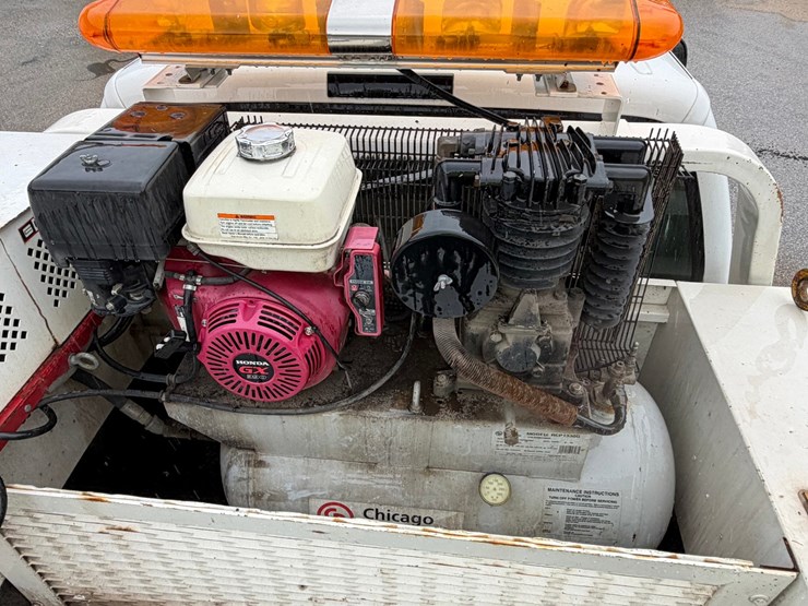 2001-ford-f450-image-44