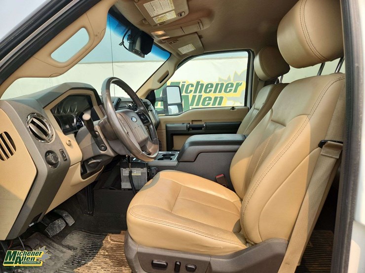2012-ford-f550-image-24