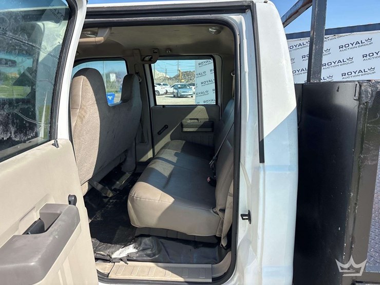 2008-ford-f550-image-21