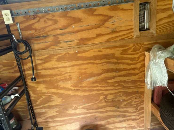 #2232-•-cargomate-16'-enclosed-trailer-image-25