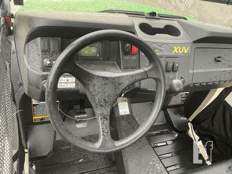 john-deere-gator-xuv-560e-image-10