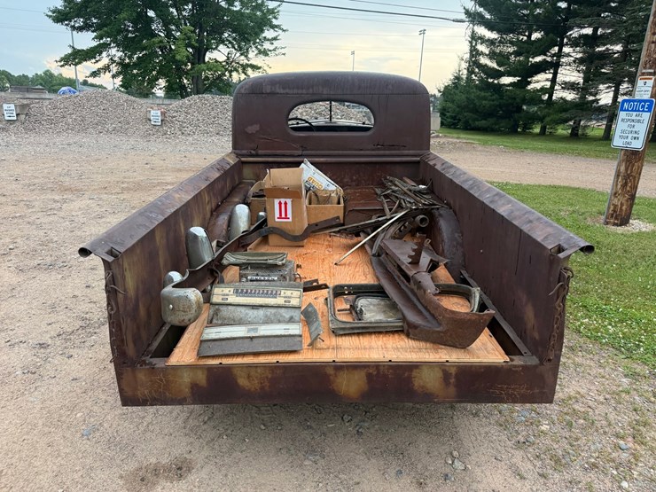 #1377-•-1947-hudson-pickup-truck-image-4