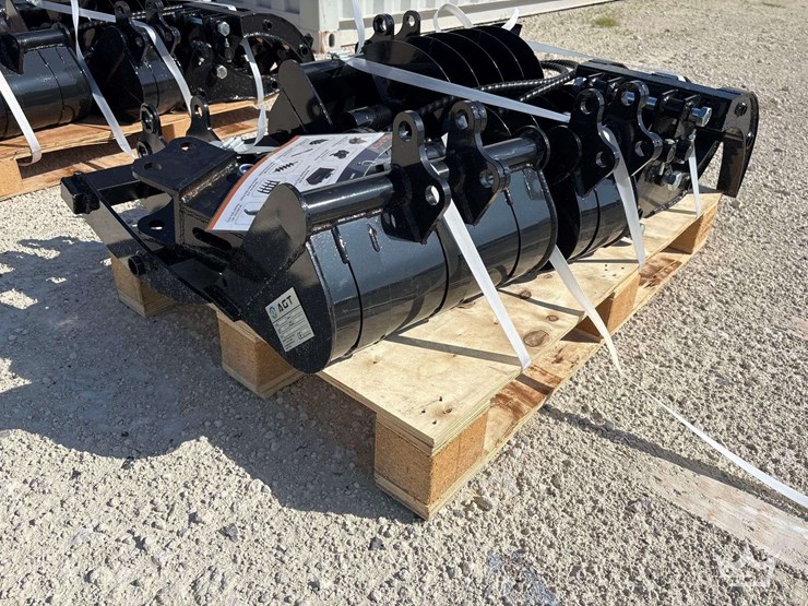 agt-mini-excavator-attachment-image-3