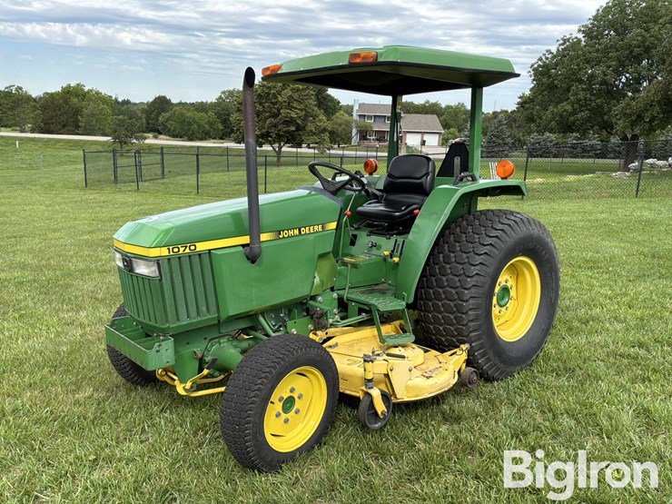 1994-john-deere-1070-image-1
