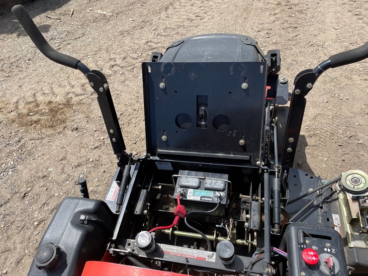 #6072-•-ariens-zoom-1540-zero-turn-lawn-mower-image-20