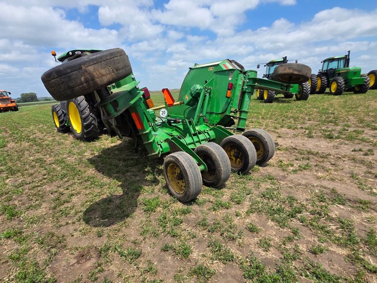 john-deere-r15-image-12
