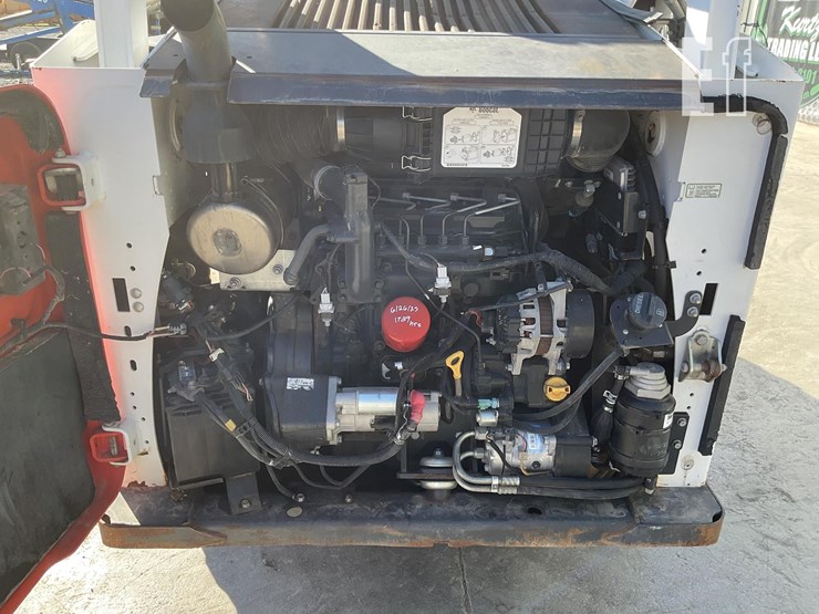 2018-bobcat-s570-image-15