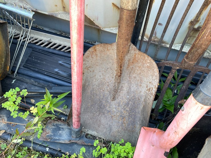 #7147-•-handled-tools-image-10