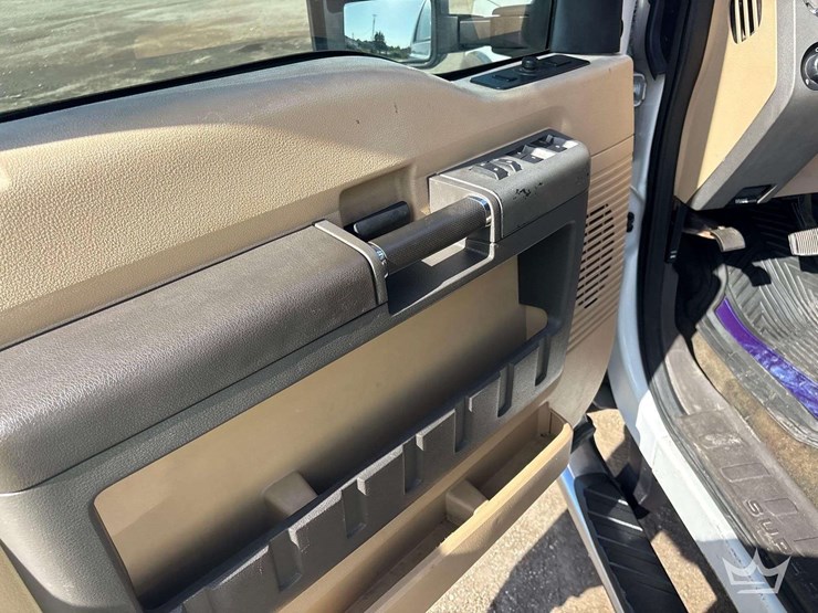 2012-ford-f350-image-15
