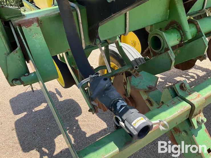 john-deere-7200-image-14