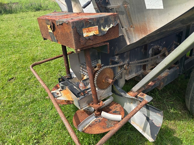 #2225-•-adams-fertilizer-trailer-image-11