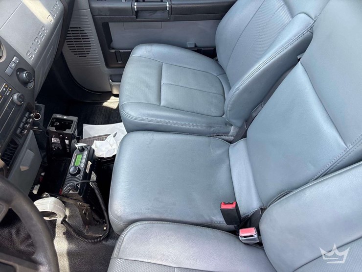 2016-ford-f550-image-12