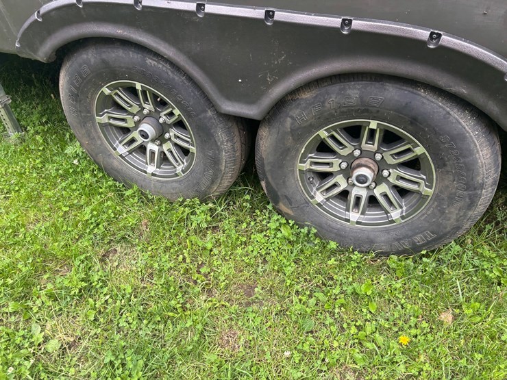#2231-•-2014-crusader-335-5th-wheel-camper-image-95