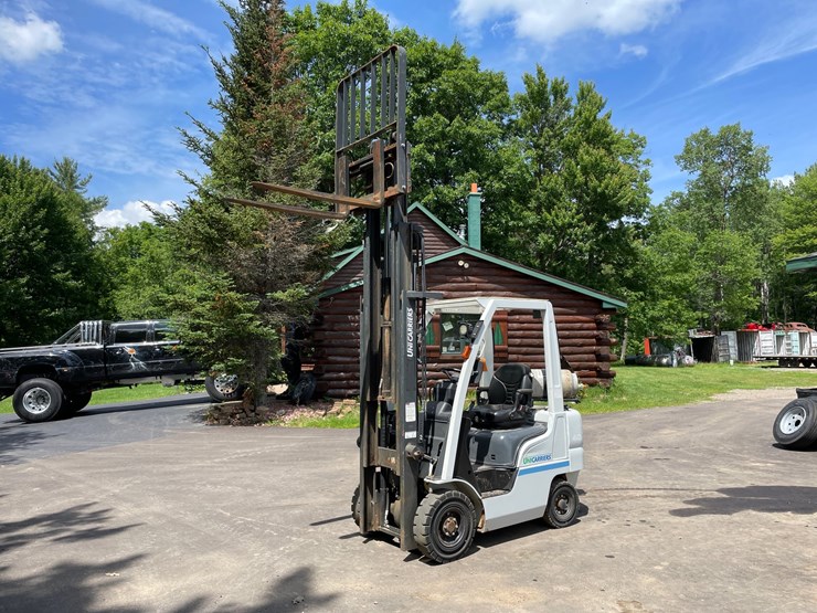 #6065-•-2014-4000lb-unicarriers-lp-forklift-image-20