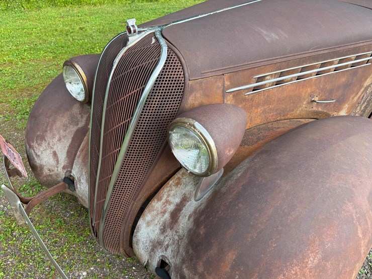 #1369-•-1936-terraplane-car-image-10