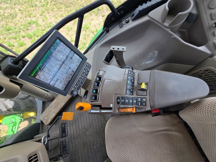 john-deere-6120r-image-24