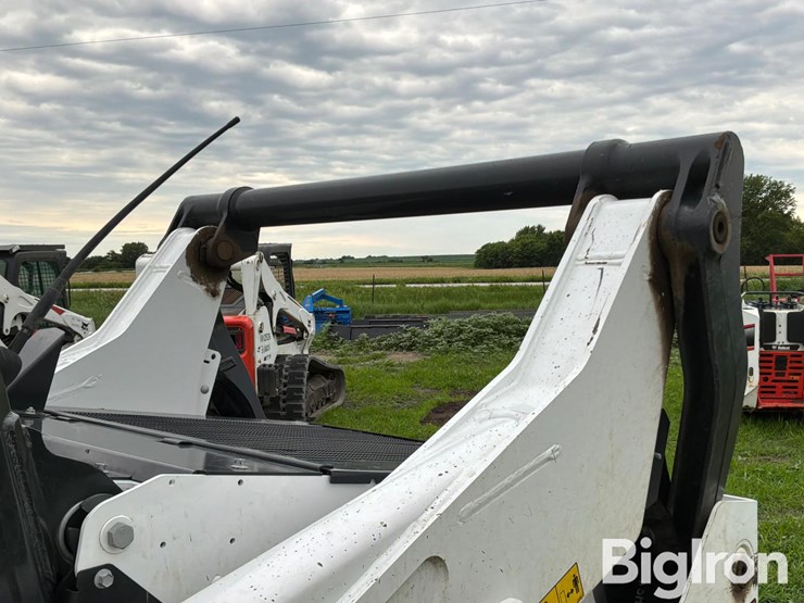 2024-bobcat-t76-image-18