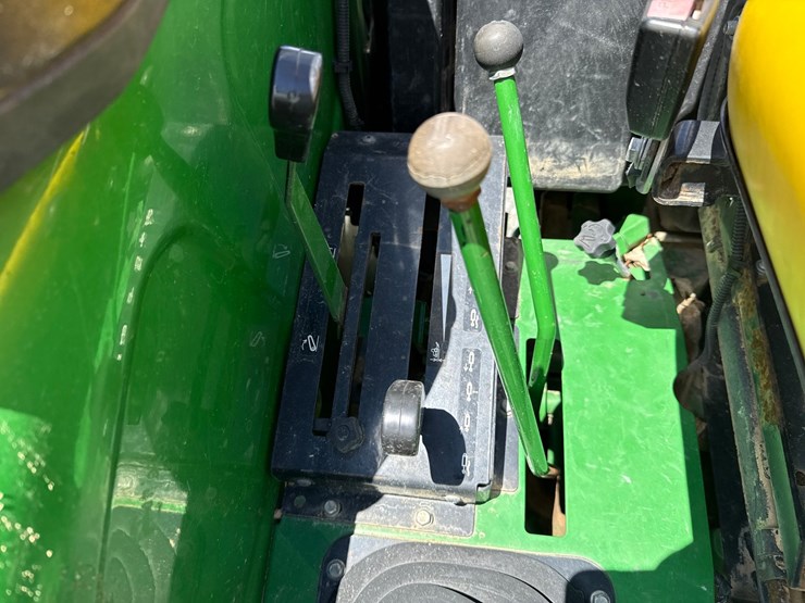 2018-john-deere-5065e-image-53