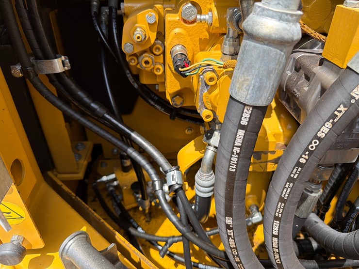 caterpillar-328d-lcr-image-43