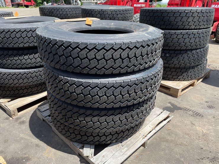#6516-•-set-of-(4)-semi-tires-image-2