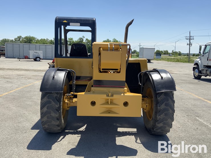 2000-caterpillar-th82-image-6