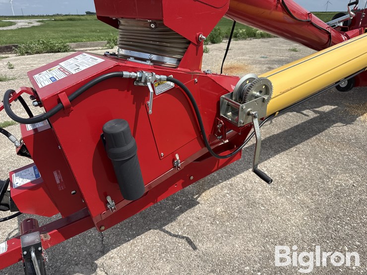 2022-westfield-mkx10-73-auger-image-15