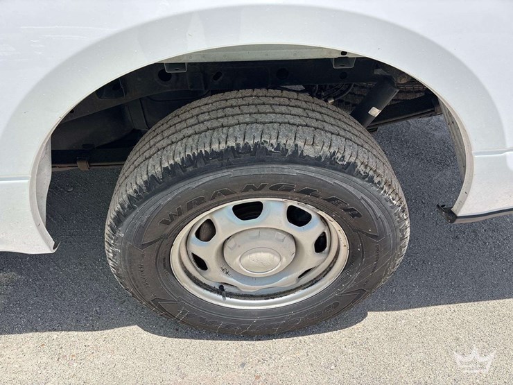 2017-ford-f150-image-8