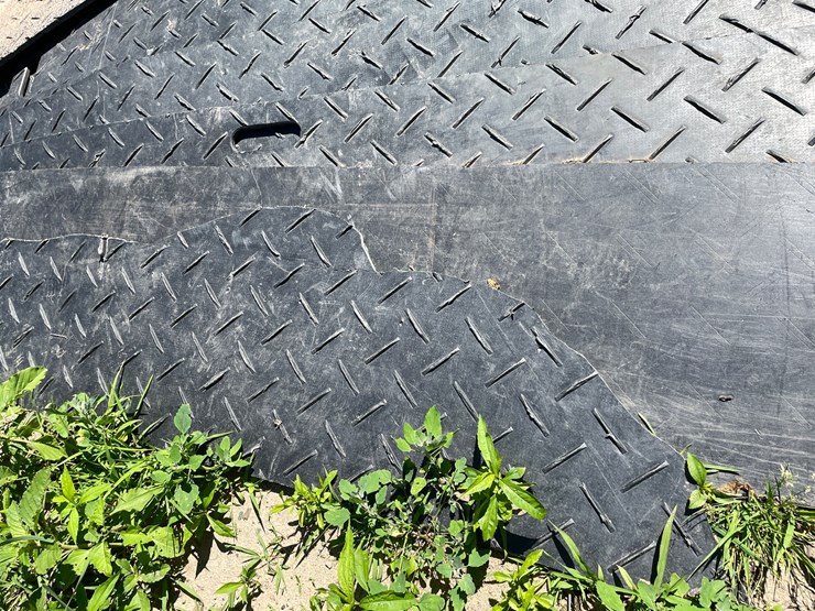 #7124-•-landscaping-ground-protecting-mat-sections-image-5