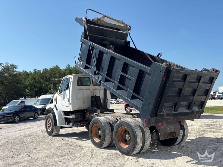 2006-sterling-l7500-image-4