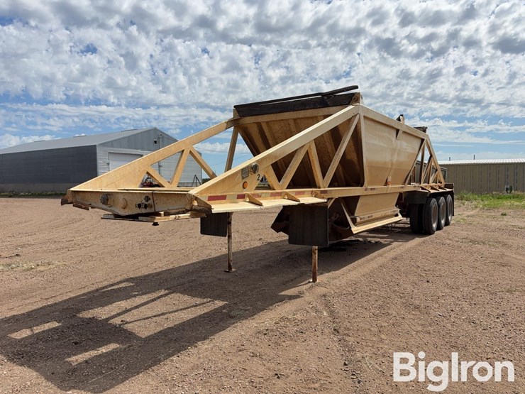 1996-ranch-tri/a-belly-dump-trailer-image-1