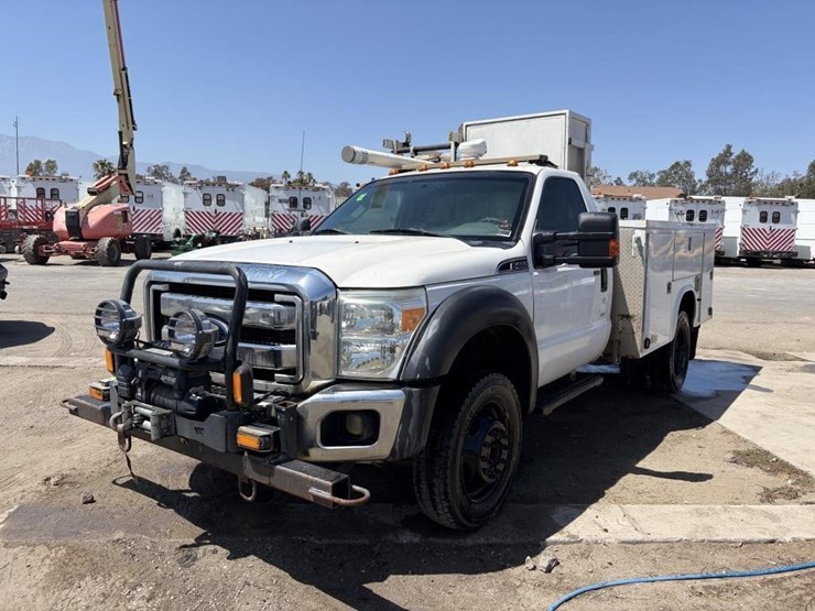 2012-ford-f450-image-1