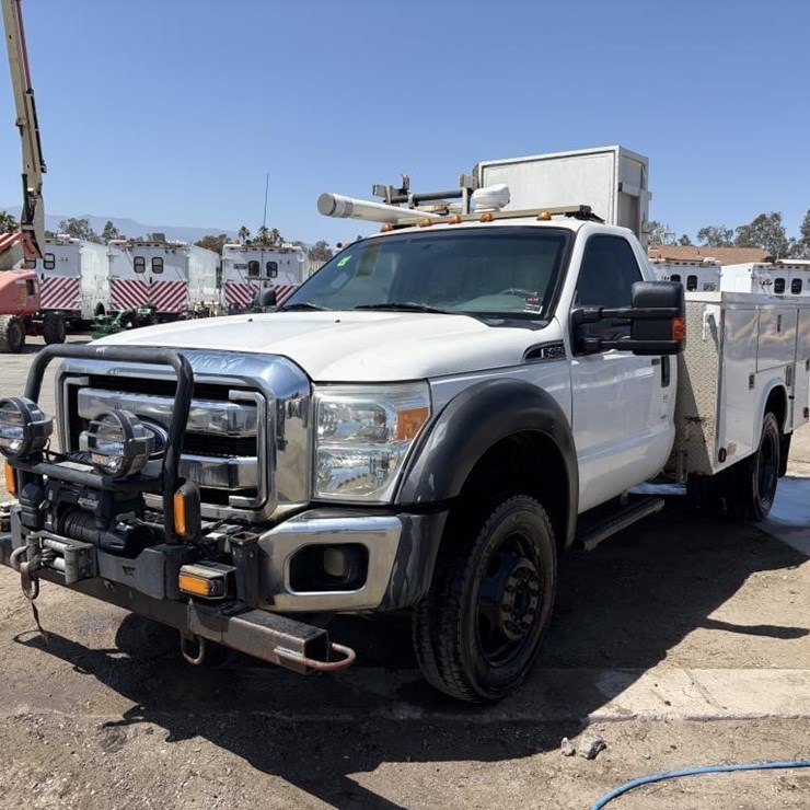 2012 FORD F450