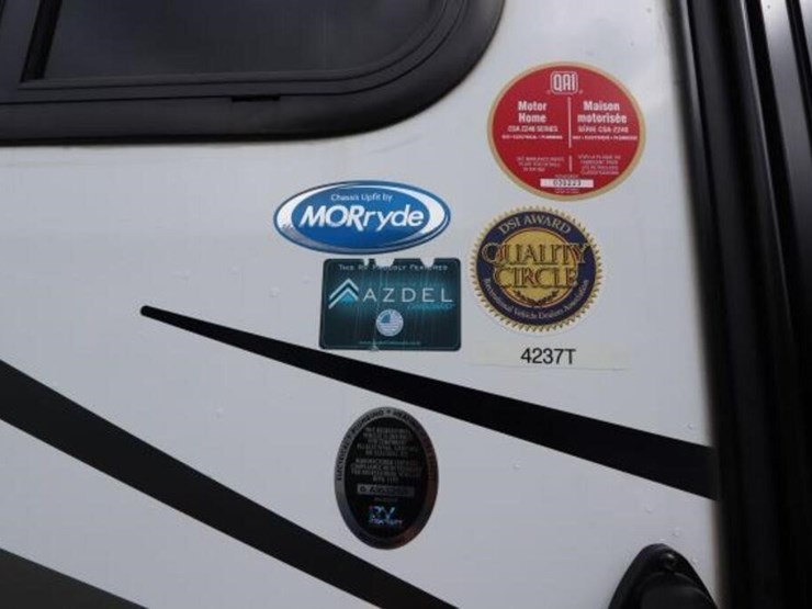 2024-ford-transit-image-7