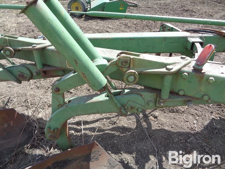 john-deere-2500-image-19