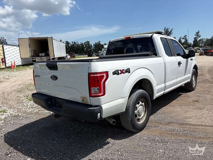 2017-ford-f150-image-4