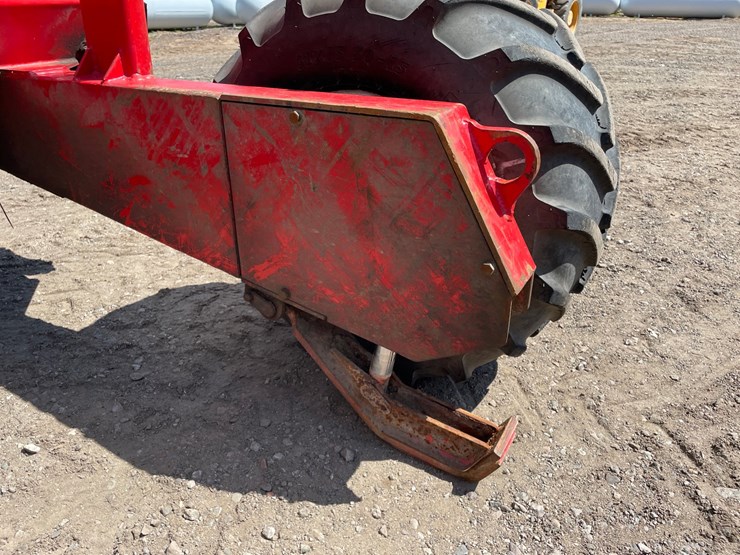 #6053-•-manitou-piggyback-forklift-image-31