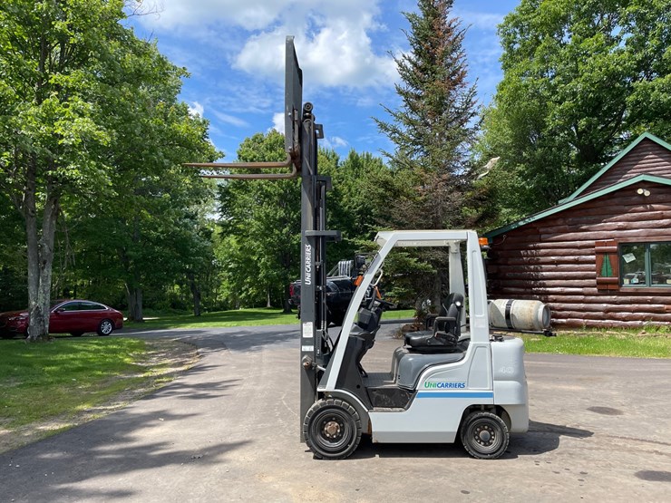 #6065-•-2014-4000lb-unicarriers-lp-forklift-image-21