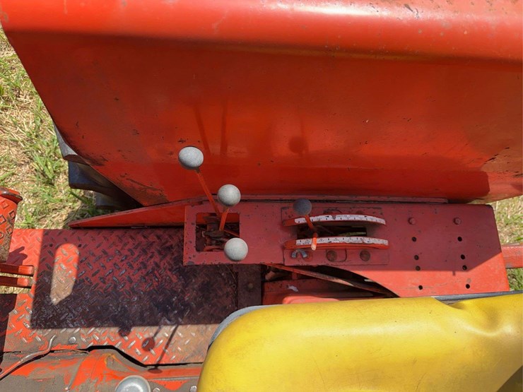 allis-chalmers-one-eighty-image-25