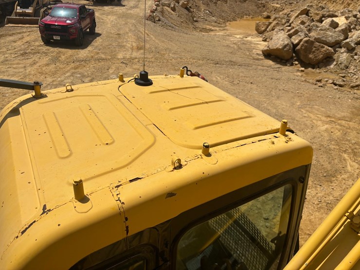komatsu-pc200-lc-6le-image-66