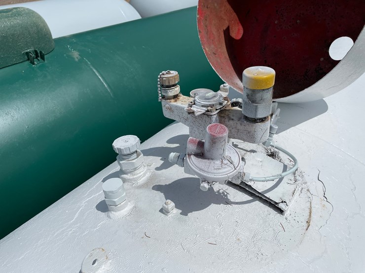 #6495-•-1000-gallon-lp-propane-tank-image-4