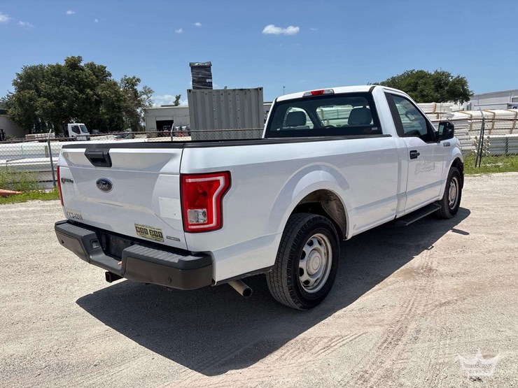 2016-ford-f150-image-2