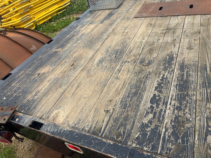 #2220-•-knapheide-flatbed-truck-box-image-7